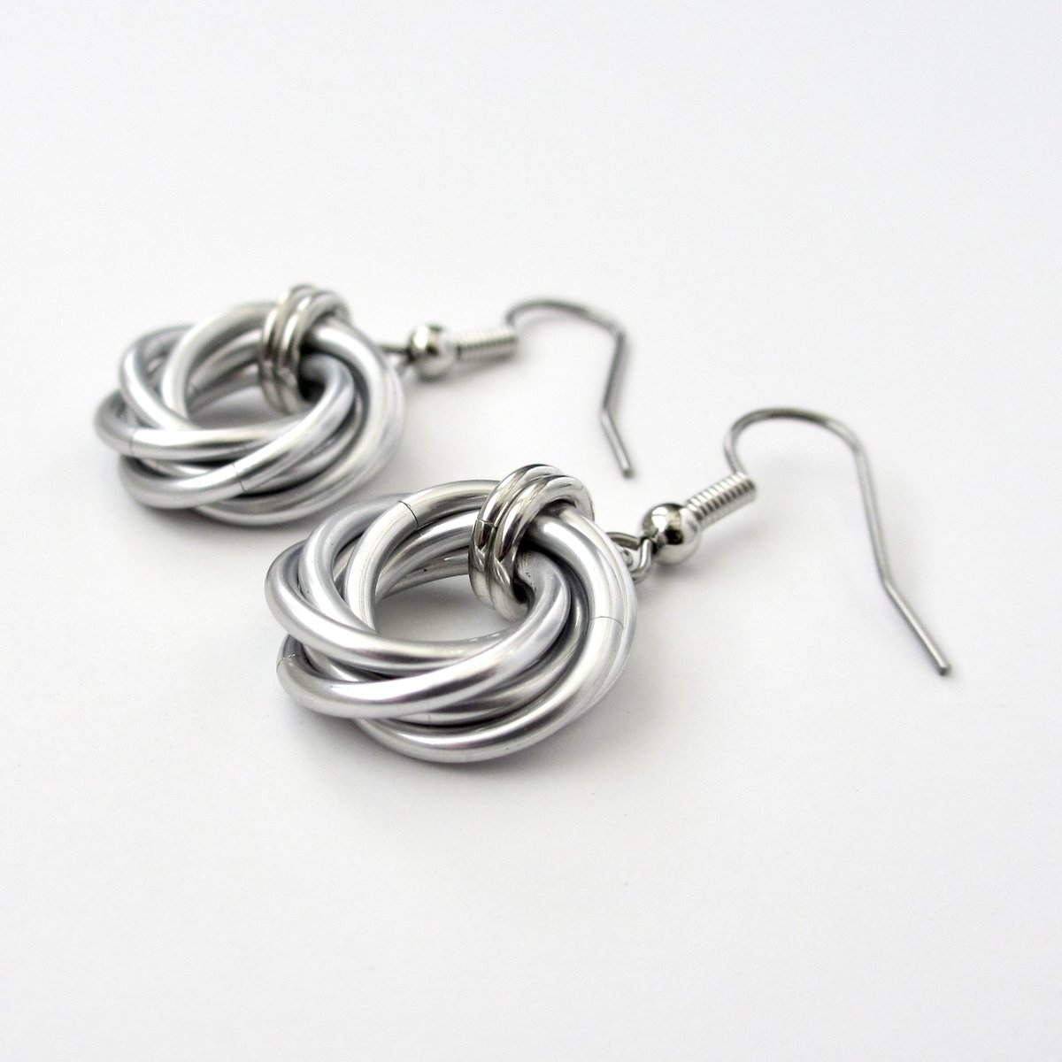 Classic silver aluminum earrings, chainmail love knot - everyday wear, lightweight and non-tarnish