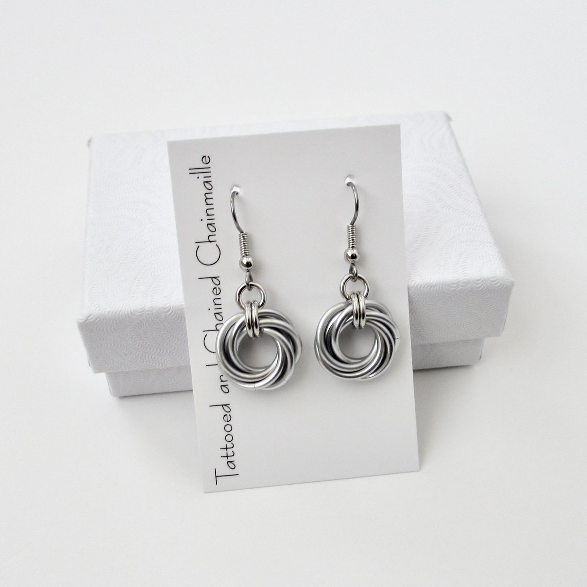 Classic silver aluminum earrings, chainmail love knot - everyday wear, lightweight and non-tarnish