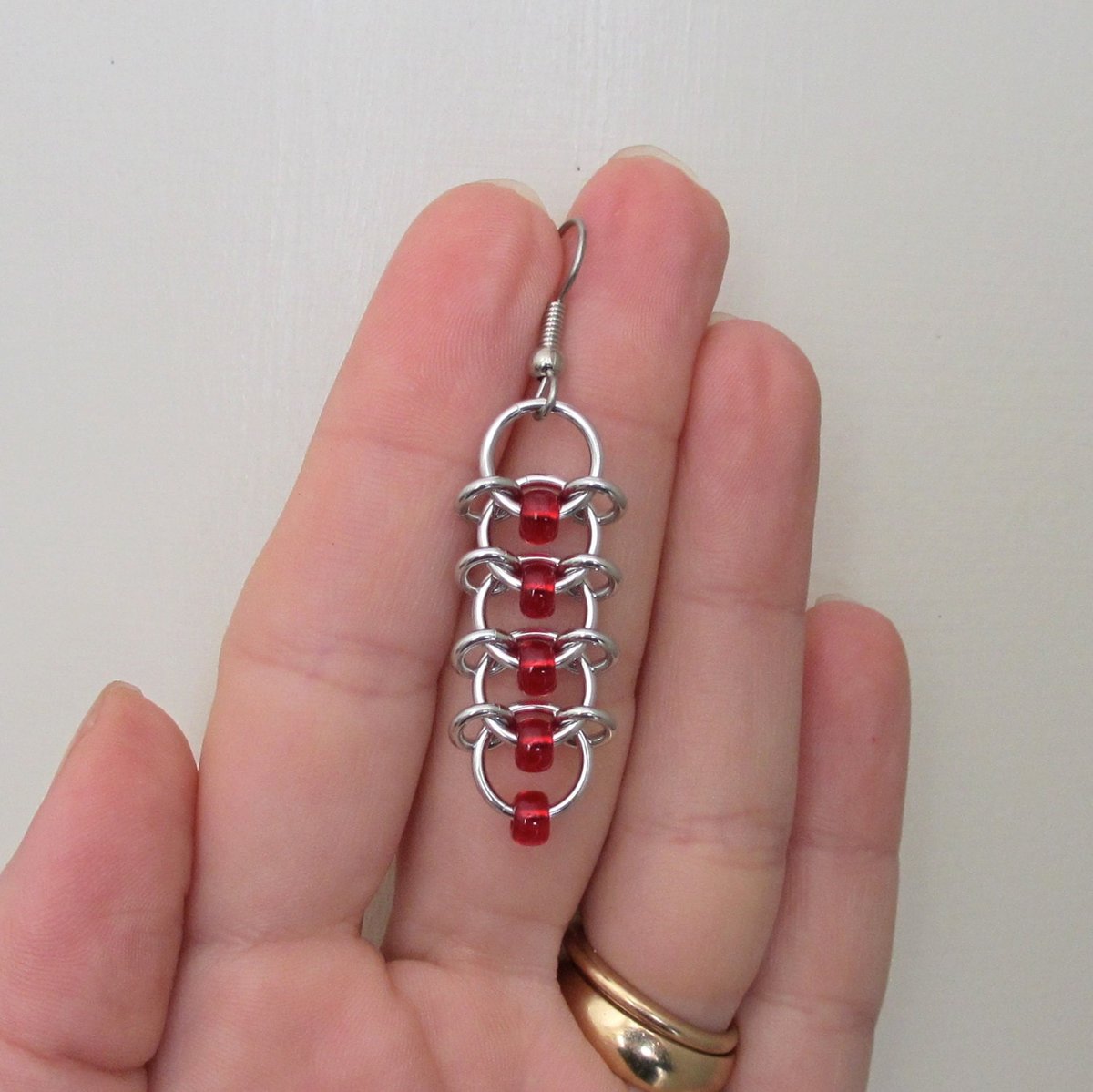 Centipede chainmail earrings with red beads