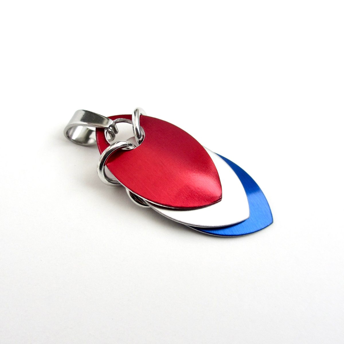 Red, white and blue pendant, American patriotic jewelry, chainmail scales