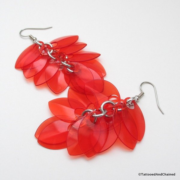 Red chainmaille scales earrings, scalemail earrings